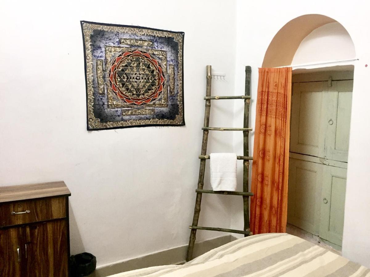 Mangla Guest House Varanasi Exterior photo